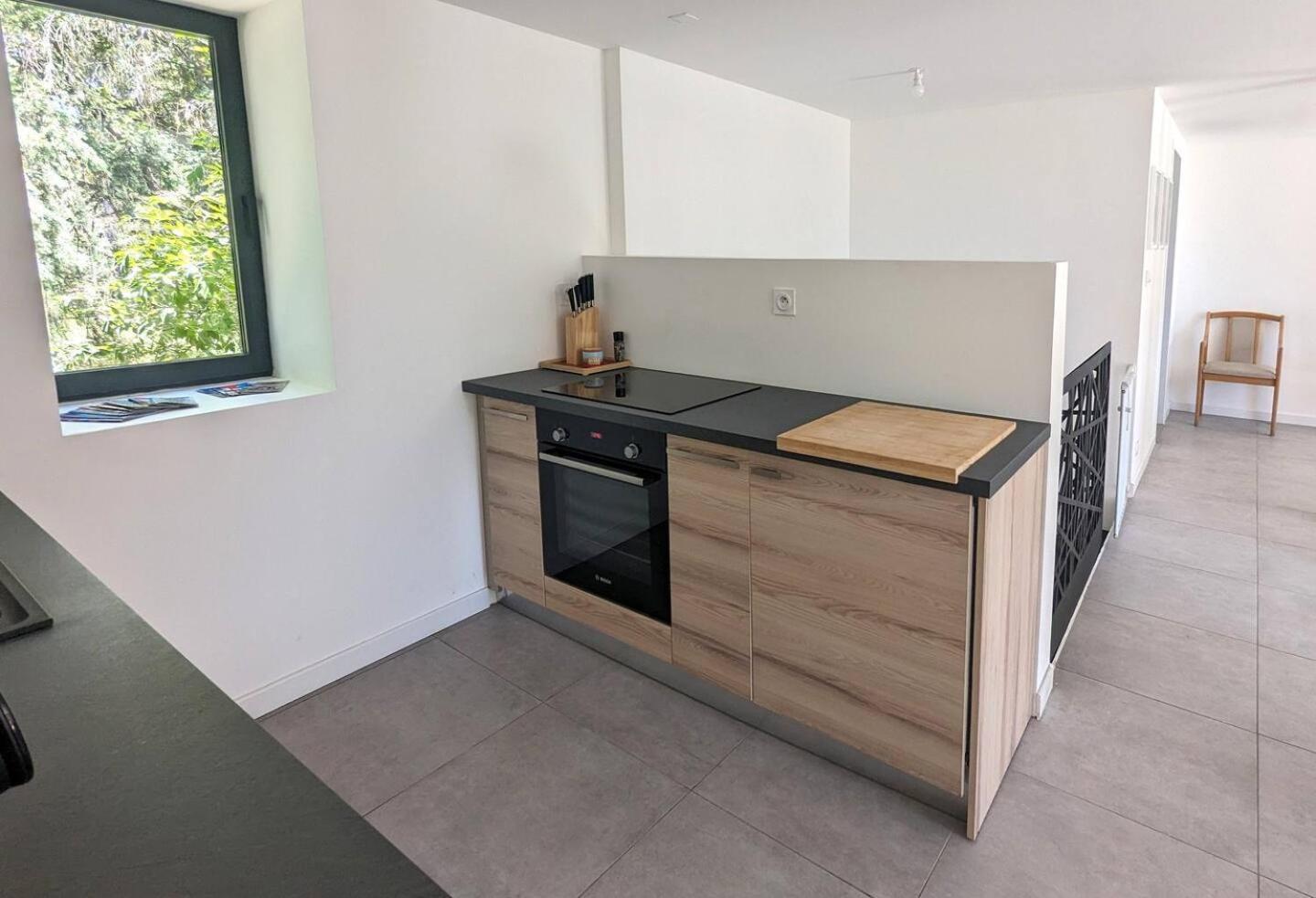 Maison Neuve En Provence