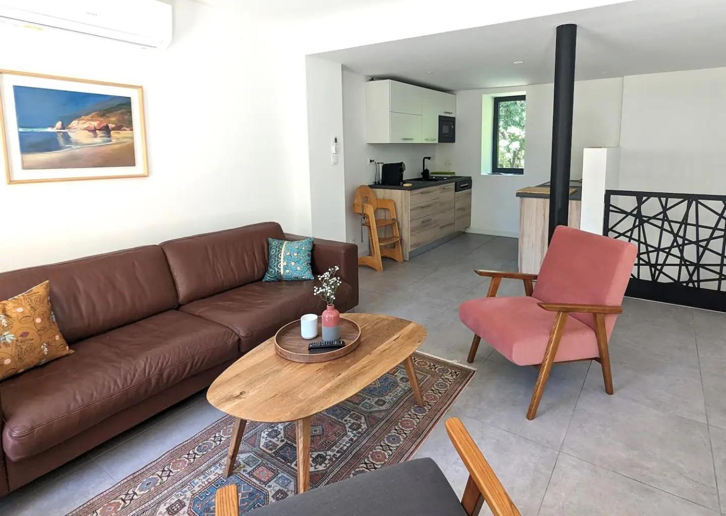Maison Neuve En Provence Holiday home